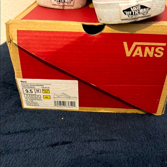 Vans White and Black Checkered Sneakers Classic - Picture 2 of 5